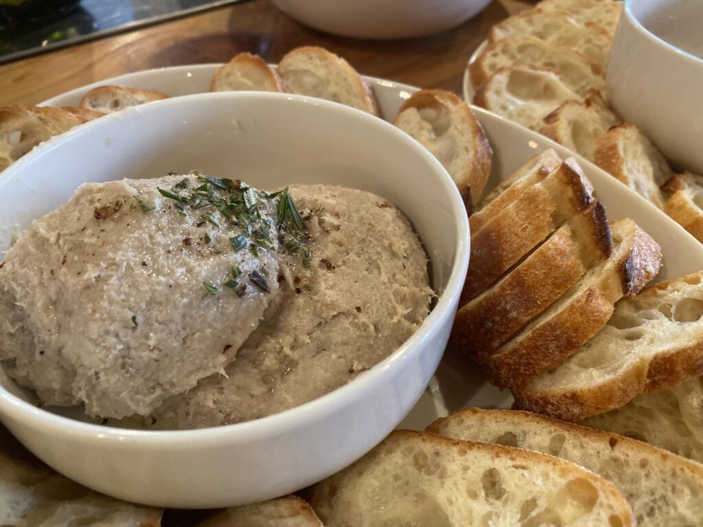 犬山市　記念日のお祝いに出張シェフの前菜の一皿
